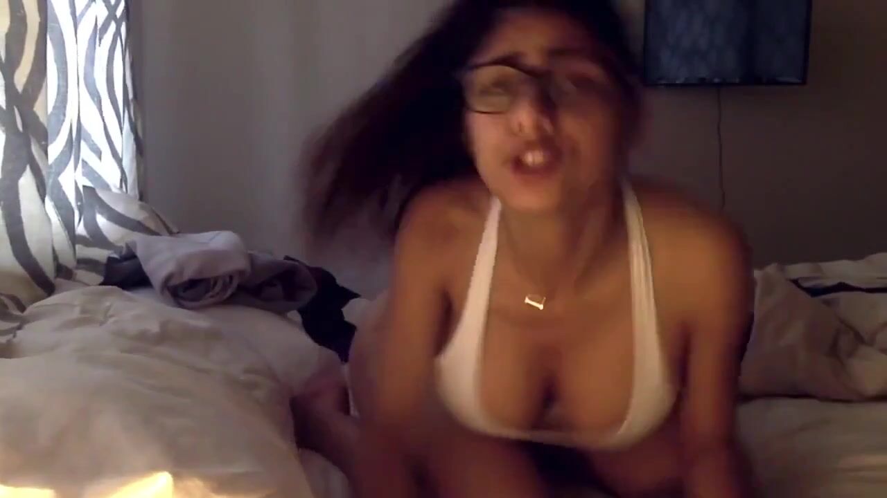 Mia Khalifa OnlyFans Twerking XXX Videos Leaked