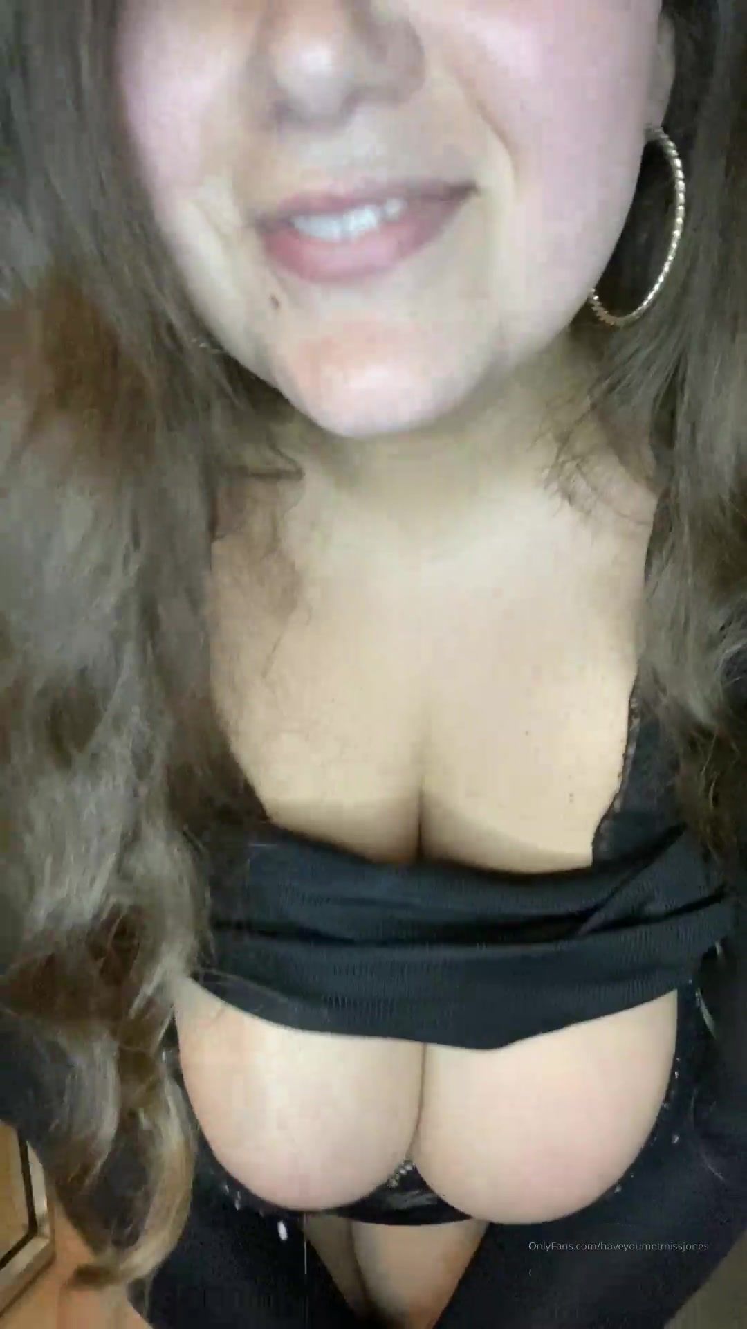Haveyoumetmissjones play with me xxx onlyfans porn videos