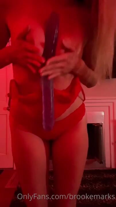 Brooke Marks Nude Giant Dildo Fuck Video Leaked
